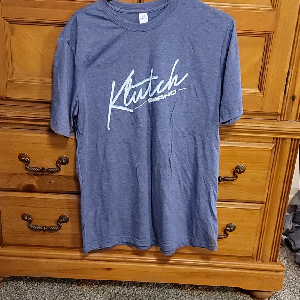 Tee shirt